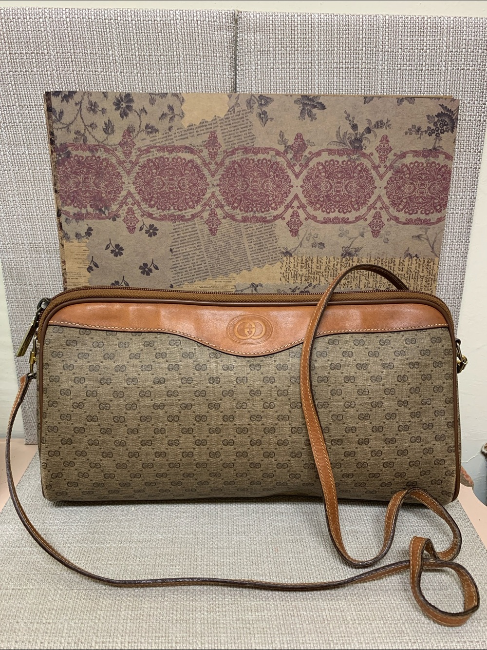 GUCCI Vintage Micro GG Supreme Shoulder Bag Convertible Clutch 1970’s